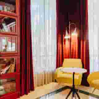 Crest Hotel Suites, 4 of 5