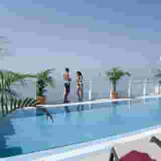 Perla Marina, 4 of 5