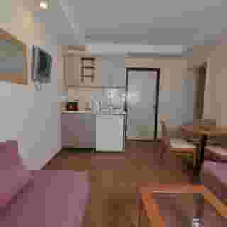 Green Park Apartments, 6 of 6