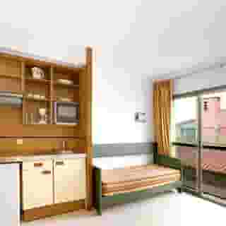 Rosanna Apartments, 4 of 5