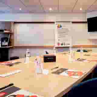 ibis Lyon Est Bron, 1 of 5