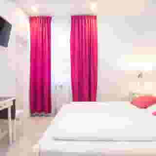 Casablanca Boutique Bed & Breakfast, 2 of 5