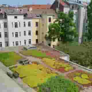 Prague Season, 1 of 5