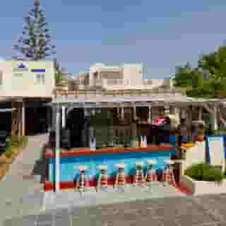 Dolphins Apartments, 1 of 5