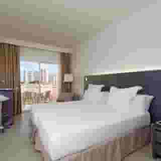 Sol Guadalupe, 3 of 5