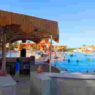 Utopia Beach Club, 4 of 5