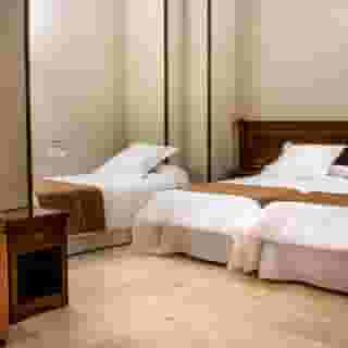 Reina Cristina, 5 of 5