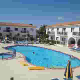 Cosmelenia Apartments, 3 of 5