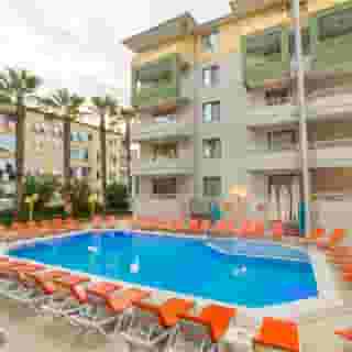 Sifalar Apart, 3 of 5