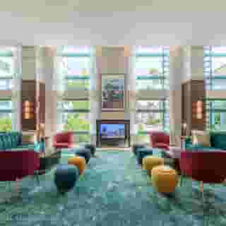 Disney's Hollywood Hotel, 4 of 5