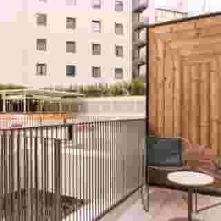 Luster Hotel, 2 of 5