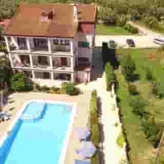 Christina Studios, 5 of 5