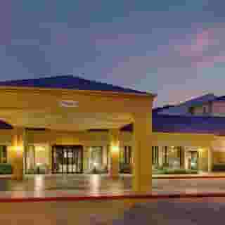 Courtyard By Marriott Houston Westchase, 1 of 5