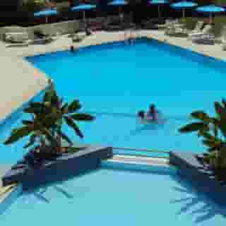 Iris Aparthotel, 2 of 5