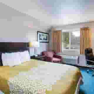 Days Inn by Wyndham Seattle Aurora, 5 of 5