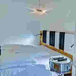 Hotel Franklin feel the sound, 2 of 5