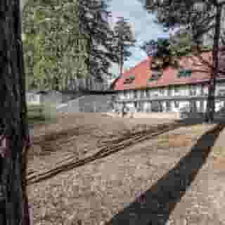 La Grange des Peres, 3 of 5