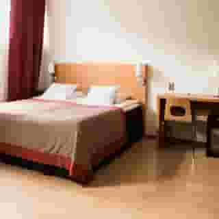 Airport Hotel Pilotti, 2 of 5