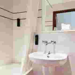 The Neighbours Magnolia, 2 of 5