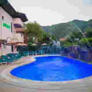 Ozay Apartments, 1 of 5