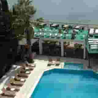 Cemre, 5 of 5