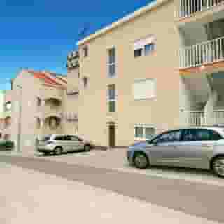 Bacan Family Apartments, 1 of 5