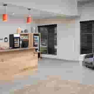 Country Inn & Suites by Radisson, Houston Intercon, 2 of 5