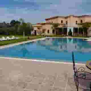 Las Palmeras, 2 of 5