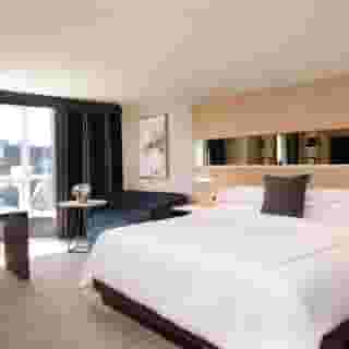 Royal Sonesta Toronto Yorkville, 2 of 5