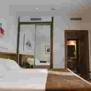 Mas Camarena, 4 of 5