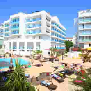Blue Bay Platinum, 1 of 5