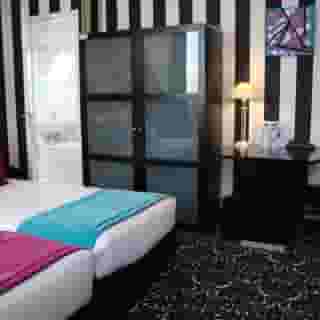 Peyris Opera, 5 of 5