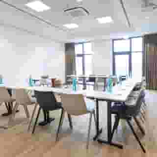 LOGINN Hotel Berlin Airport, 2 of 5