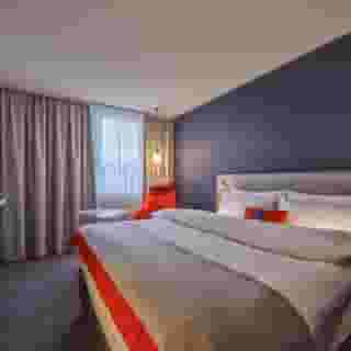 Holiday Inn Express Berlin City Centre, 2 of 5