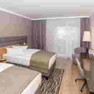 Holiday Inn Berlin Airport Conference Center, 3 of 5