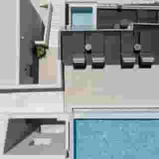 Hom Santorini, 5 of 5