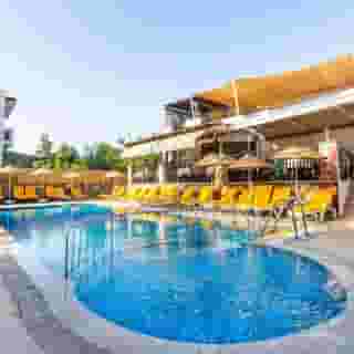 Kriss Hotel, 2 of 5