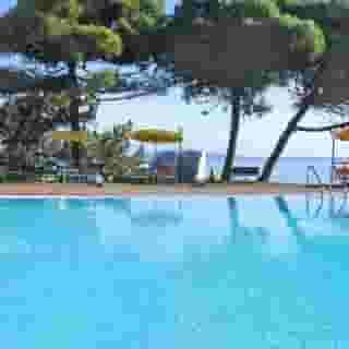 Bungalow Club Village, 3 of 5