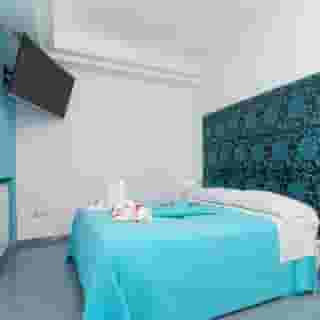 Emily Suites, 3 of 5