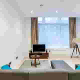 Terlon Apartments - SELF CHECK IN, 1 of 5