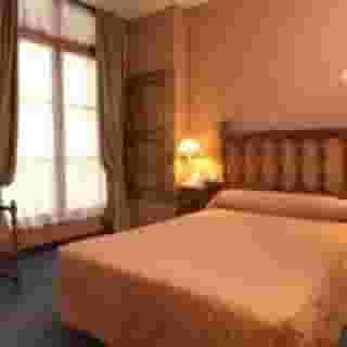 Amarante Beau Manoir, 5 of 5