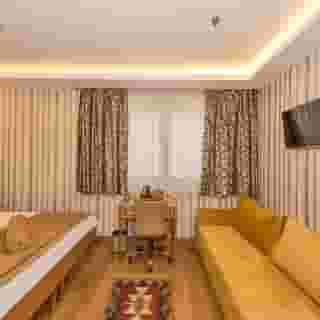 Aprilis Gold Hotel, 4 of 5