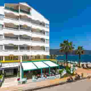 Honeymoon Hotel, 1 of 5