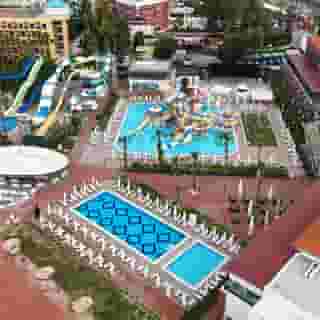 Club Aqua Plaza, 1 of 5