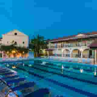 Perkes Complex Hotel, 1 of 5