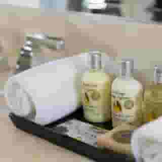 St. Regis Hotel Vancouver, 3 of 5