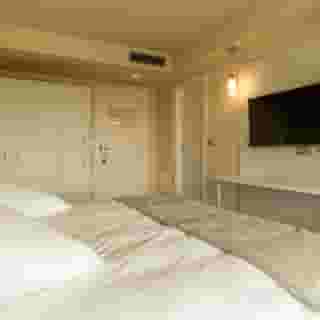 La Dolce Vita Hotel, 1 of 5