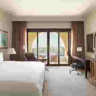 Shangri-La Hotel, Qaryat Al Beri, 4 of 5