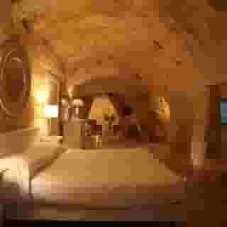 Caveoso Hotel, 2 of 5