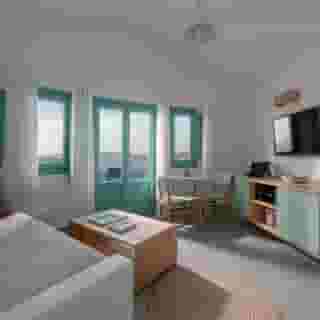 Neptune Luxury Spa Suites, 3 of 5